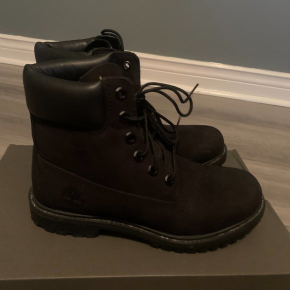 WOMEN'S TIMBERLAND PREMIUM 6-INCH WATERPROOF BOOTS - Picture 2 of 5